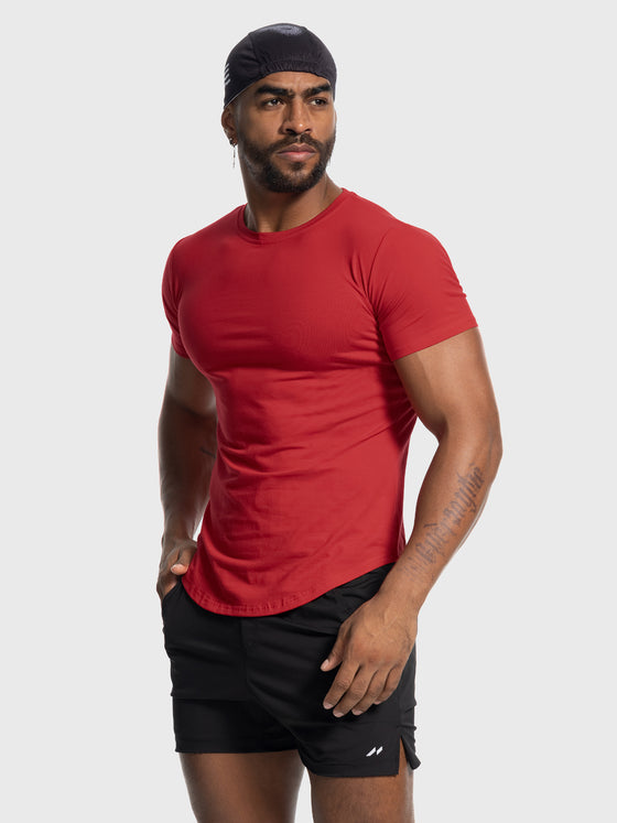 Camiseta con dobladillo redondeado Kore Muscle Fit Tech Crew Neck 